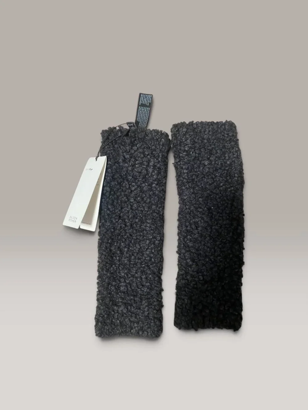 NWT Eileen Fisher Charcoal Boucle Knit Glovelettes